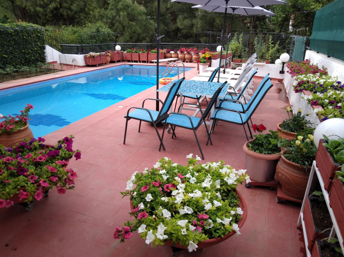 Sport & Beauty 2, Villa in Panorama, Thessaloniki, with a swimming pool. Host: Mr. George, Central Macedonia