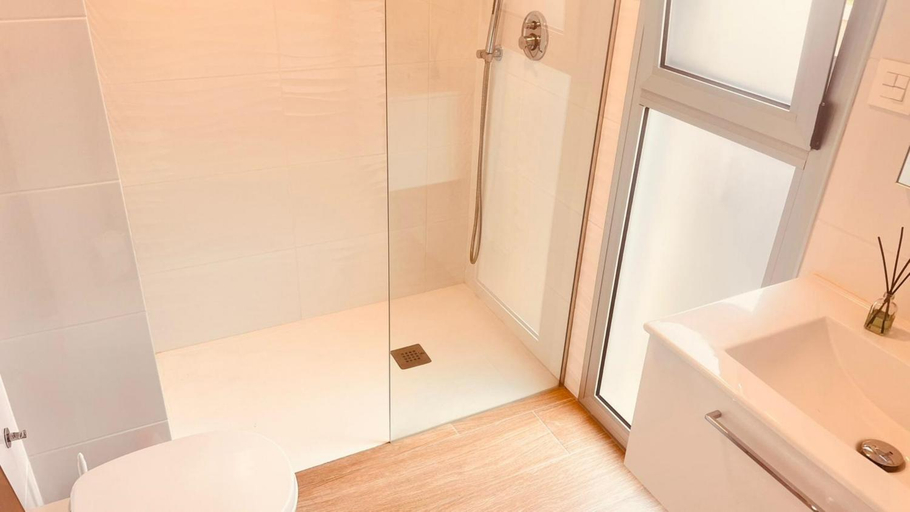 Bathroom, Luxury Villa Torrevieja With Swimmingpool, Alicante
