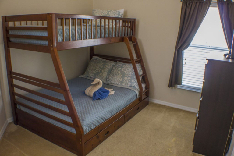 Bedroom 3, Shannon's Glenbrook Vacation Home, Lake
