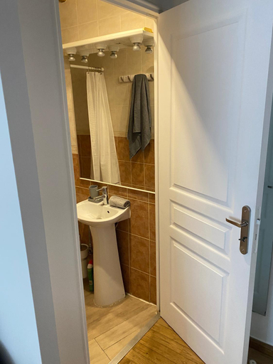 Bathroom 5, La Fontaine de Vinsobres, Drôme
