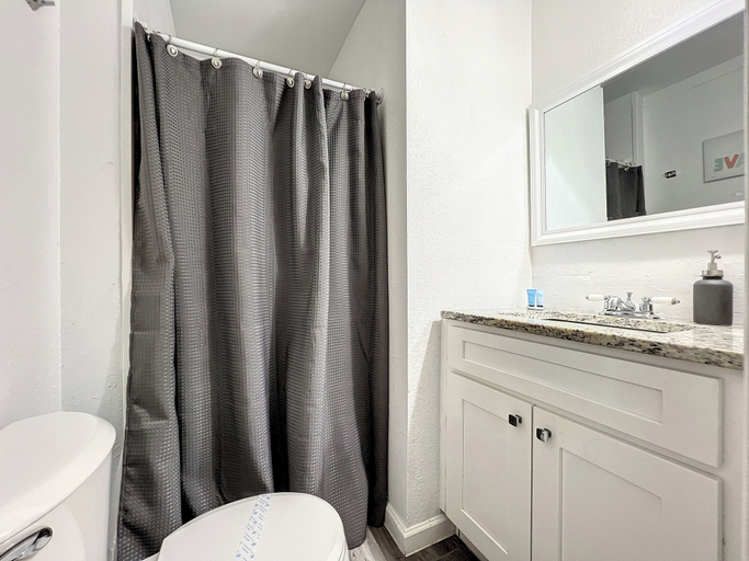 Bathroom 4, 1 Bed Altamonte Springs Apartment Unit #2, Seminole