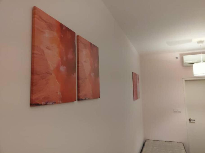 Others 2, KA609 Sanitised | Wifi | Netflix | Parking | Pool, Sepang