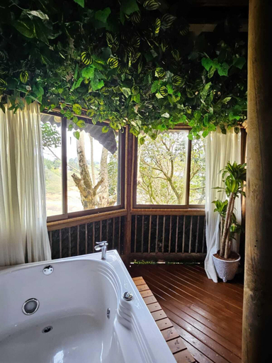 Bathroom 4, Jardin del Eden, Peñol