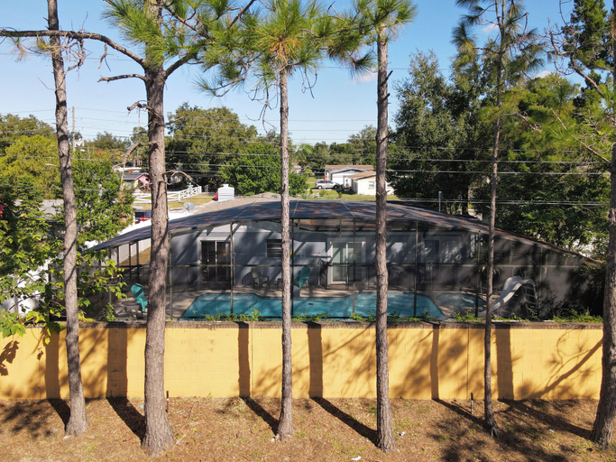 Exterior & Views 2, 1 Bed Altamonte Springs Apartment Unit #3, Seminole