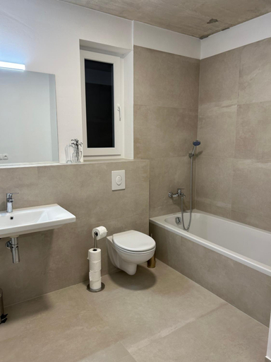 Bathroom 3, TwENty-Punat Apartments, Punat