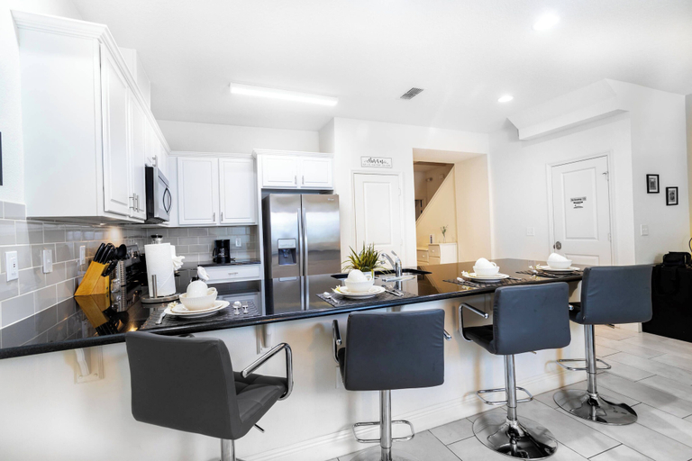Others 5, Beautiful Townhome With Hot Tub 13, Osceola