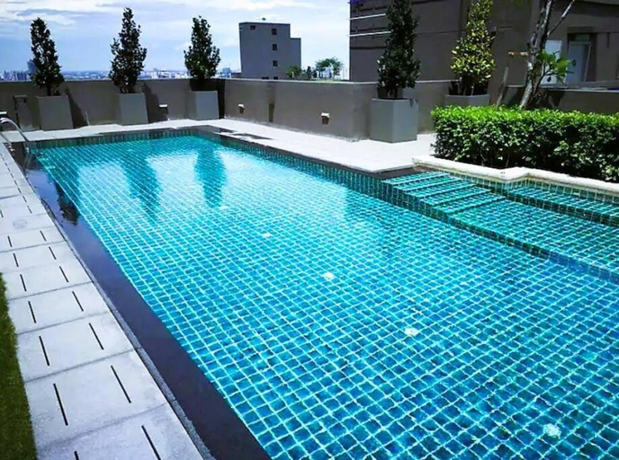 Sport & Beauty 2, FlexiHome Studio Newly Renovate - 1 Queen 2 Single, Petaling Jaya