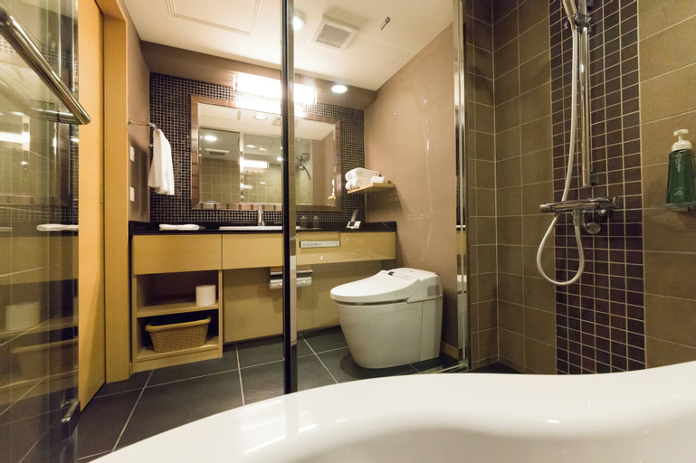 Bathroom 21