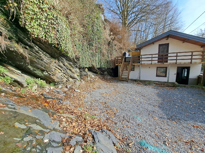 Others 4, La cabane d'Achille - La Roche-en-Ardenne, Luxembourg
