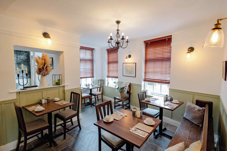 Food & Drinks 5, Weavers Guest House, Bradford