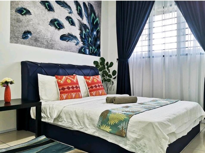 BOHEMIAN HOME 3 bedroom -10 mins to Mid Valley, Kuala Lumpur