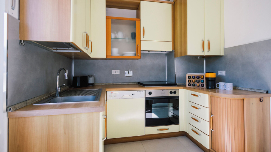Others 5, Italianway - Le Terrazze sul Mare, Imperia