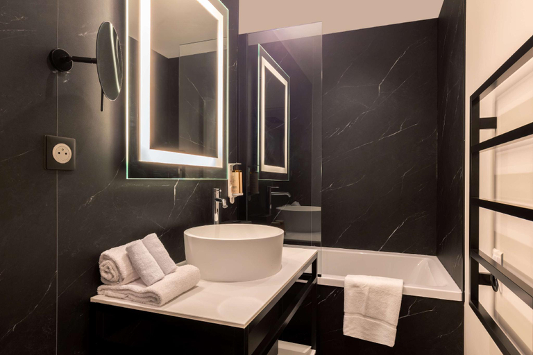 Bathroom 3, Best Western Plus Le Conquerant Rouen Nord, Seine-Maritime