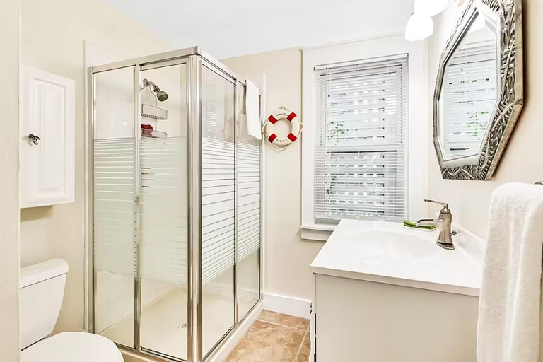 Bathroom 3, Relax Awhile - Carriage House, Bay