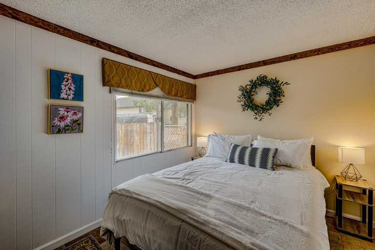 Bedroom 2, Pine Tree Place, El Dorado