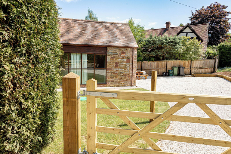 Exterior & Views 2, The Barn Longhope-Luxury Barn Conversion, Gloucestershire