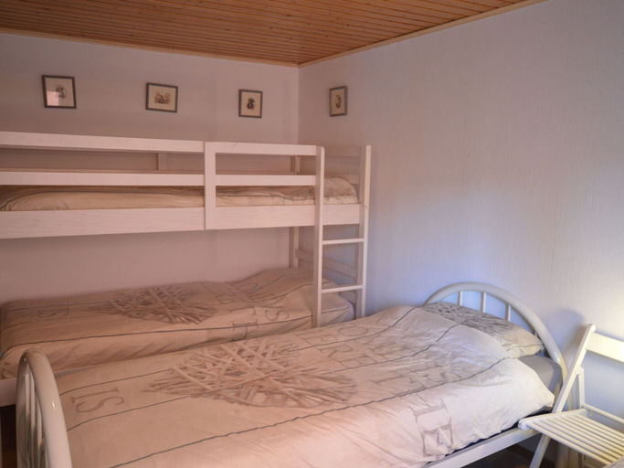 Bedroom 3, Holiday home in nice surrounding, Bernkastel-Wittlich