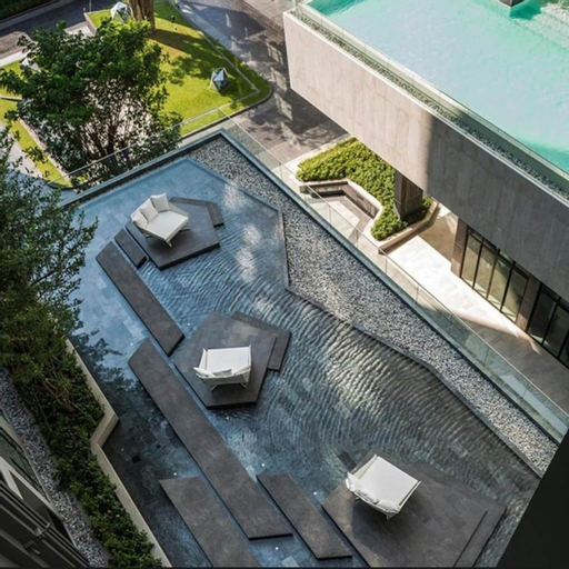 Sport & Beauty 1, The Base Central Pattaya by Mickey, Pattaya