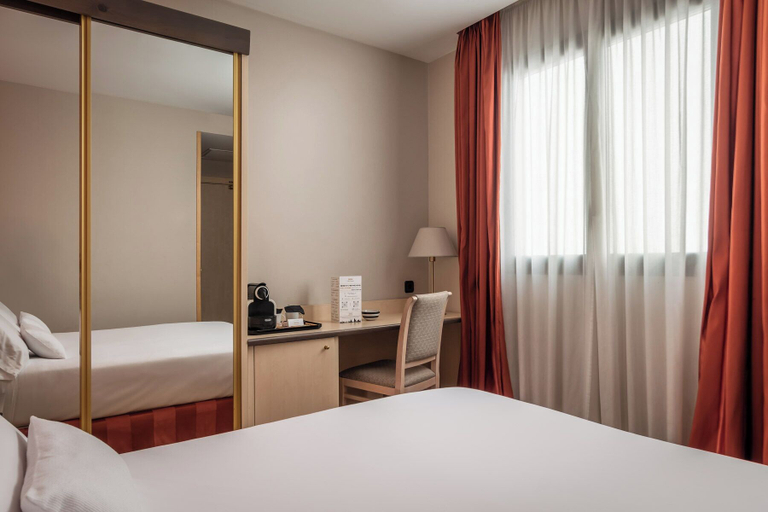 Bedroom 3, Petit Palace Trencadis, Barcelona