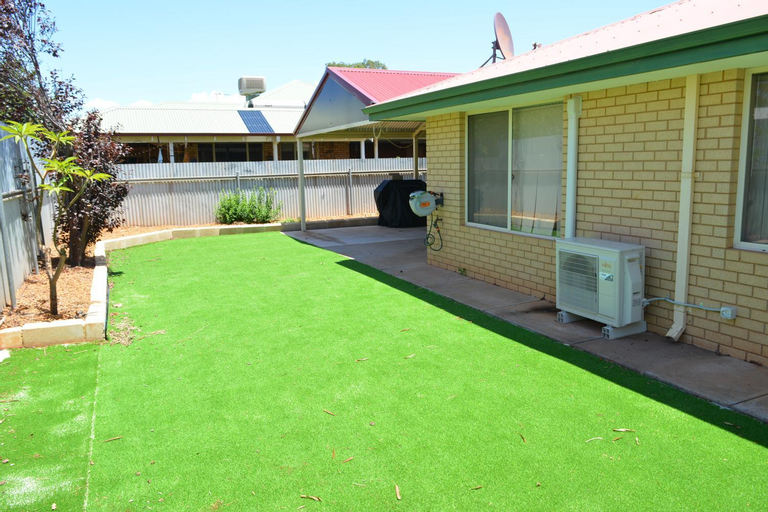 Others 3, Bea-Vic Home. Your home away from home., Kalgoorlie/Boulder