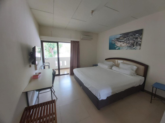Others 5, Hotel Larensia, West Manggarai