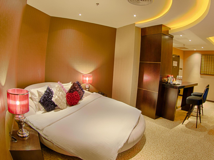 Bedroom 6