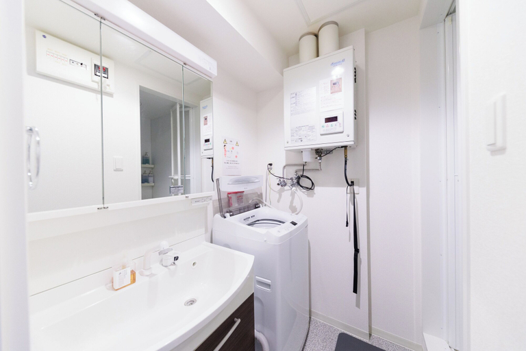 Bathroom 4, aquamarine, Otaru