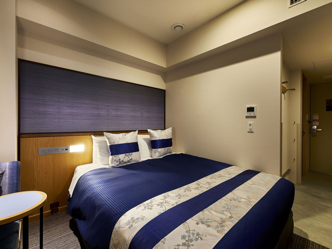 Bedroom 12