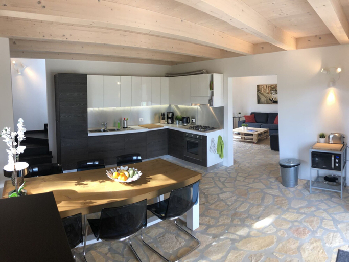 Others 5, Holiday Home in Tuscany With Pool & Views, Lucca
