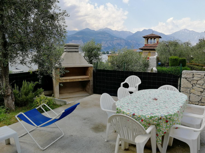 Others 2, Residence Casa Maria, Verona