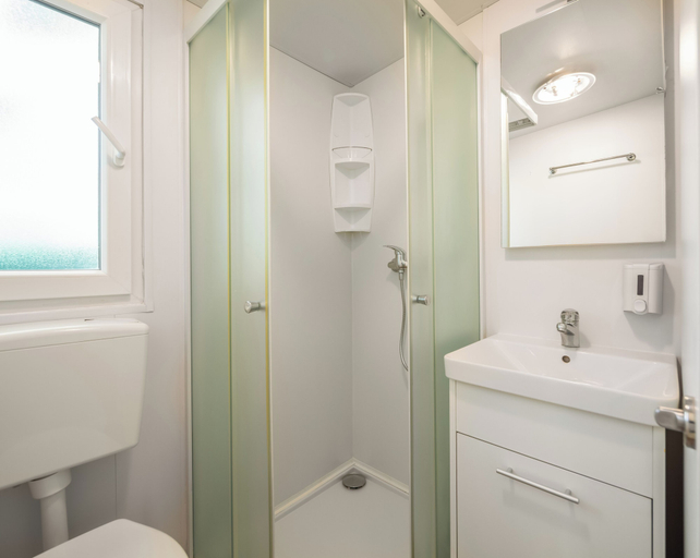 Bathroom 5, Camping Almissa, Omiš