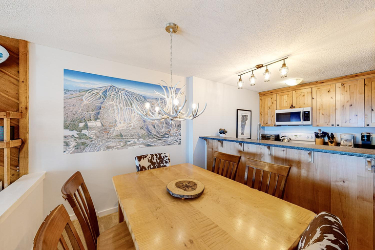 Dining Room 5