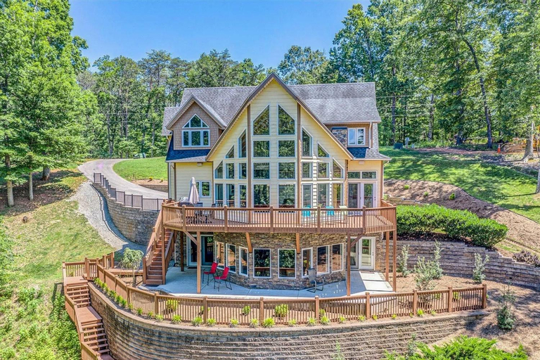 Osprey Cove, Bedford