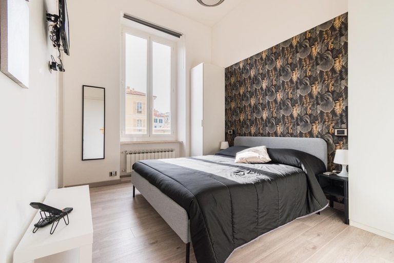 Bedroom 12