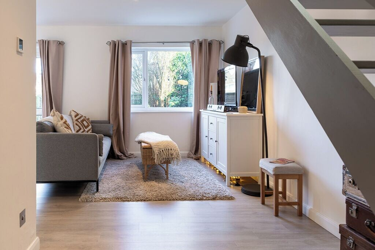 Others 4, Modern 2BD with Garden in Main Tetbury, Gloucestershire