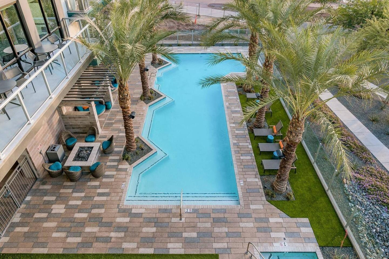 Sport & Beauty 2, CozySuites at Town Lake, Maricopa