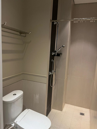 Bathroom 7