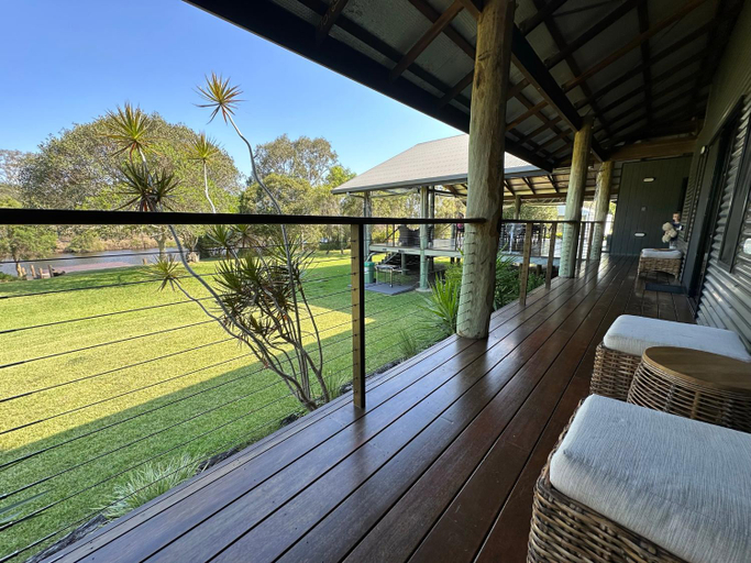 Others 3, Hedlow Retreat, Livingstone - Pt B