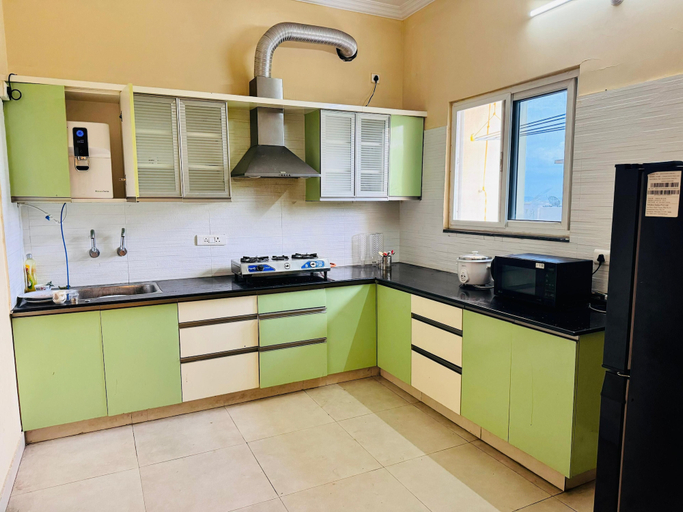 Private kitchen 2, Central Retreat By Luxe Downtown, Hyderabad