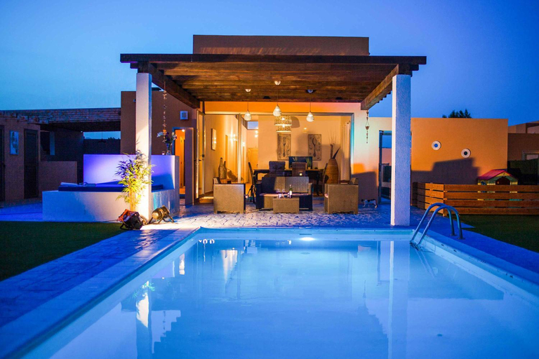 Others 5, Villa Zoad, Las Palmas