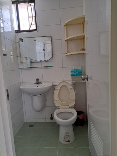 Bathroom 3, 蘇馬利萬巒民宿, Pingtung