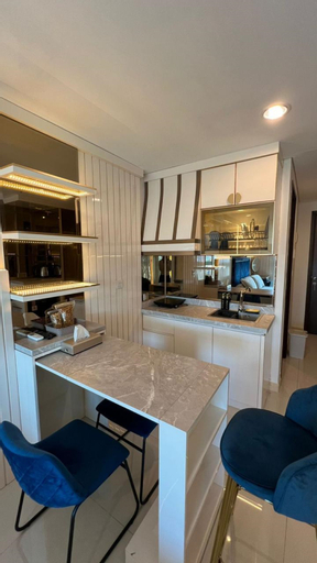 Dining Room 7