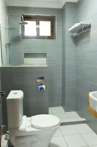 Bathroom 4, Highlands Apartments Gacuriro, Gasabo