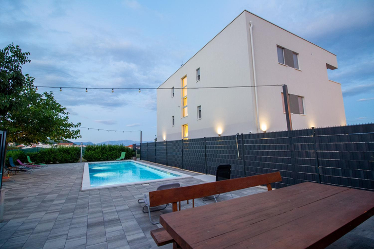 Others 3, Villa Ecija, Trogir