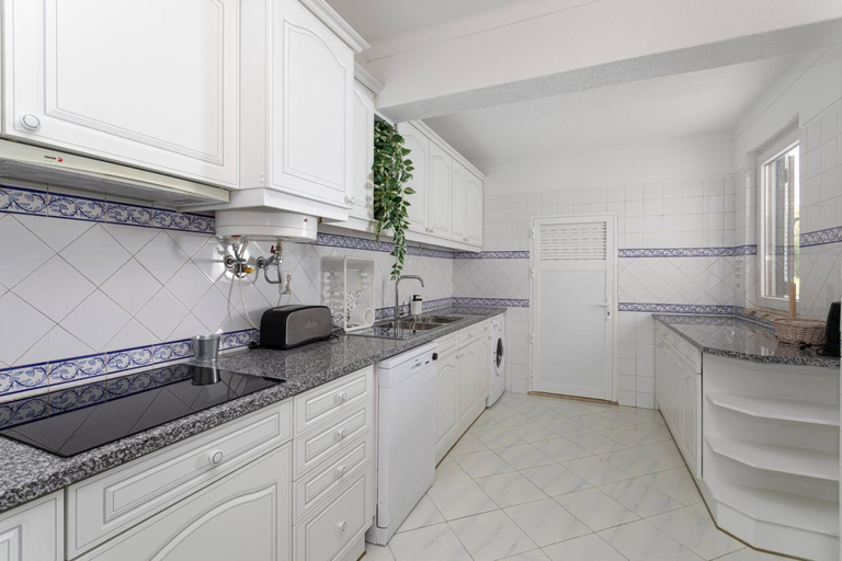Others 4, The Albufeira Concierge - Casa IE, Albufeira