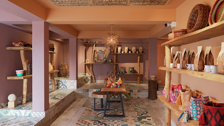 Food & Drinks, La Perla Finca Hotel, Gigante