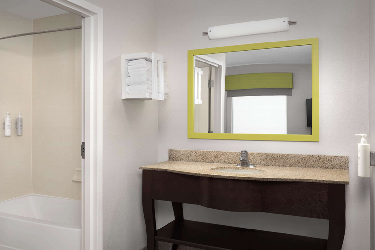Bathroom 4, Hampton Inn & Suites Durham/North I-85, Durham
