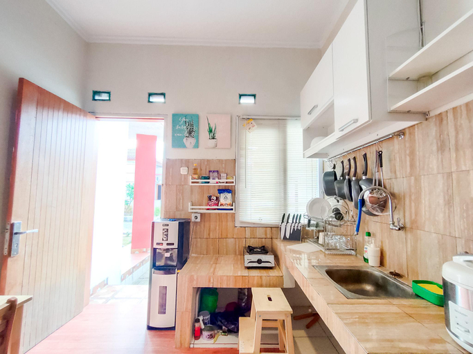 Others 4, SleepHouse 2BR Cozy Place for StayCation, Cirebon