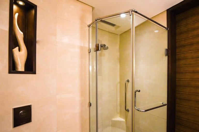 Bathroom 4