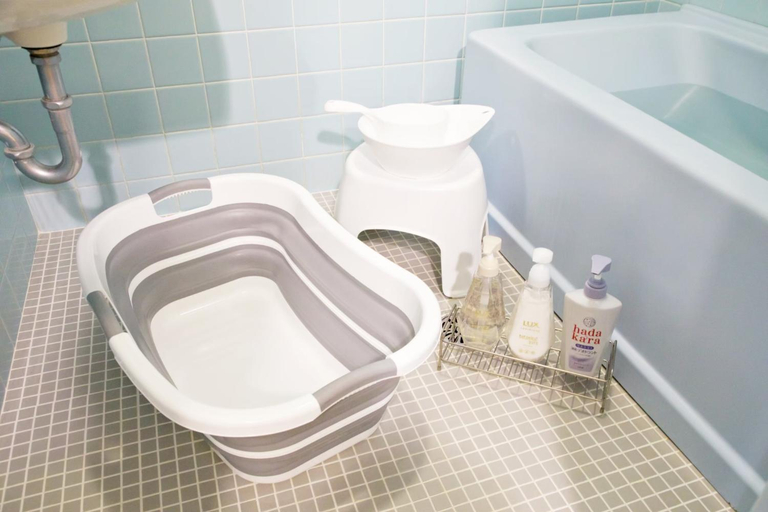 Bathroom 3, Nirai Onna Ran, Onna
